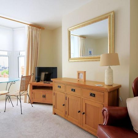 The Garden Suite Lyme Regis Eksteriør billede
